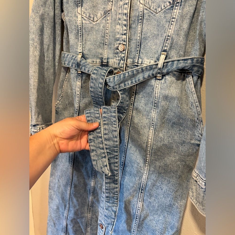 GAP Denim Midi Dress Belted Button Front Acid Wash Long Sleeve Size M - Picture 5 of 8
